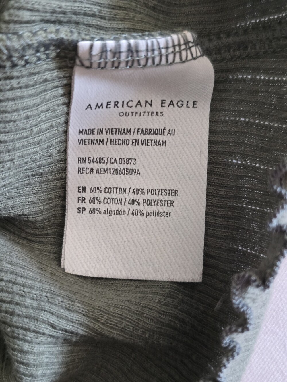 American Eagle Ribbed Button Front Ruffle Hem Long Sleeve Size Small - Picture 9 of 9